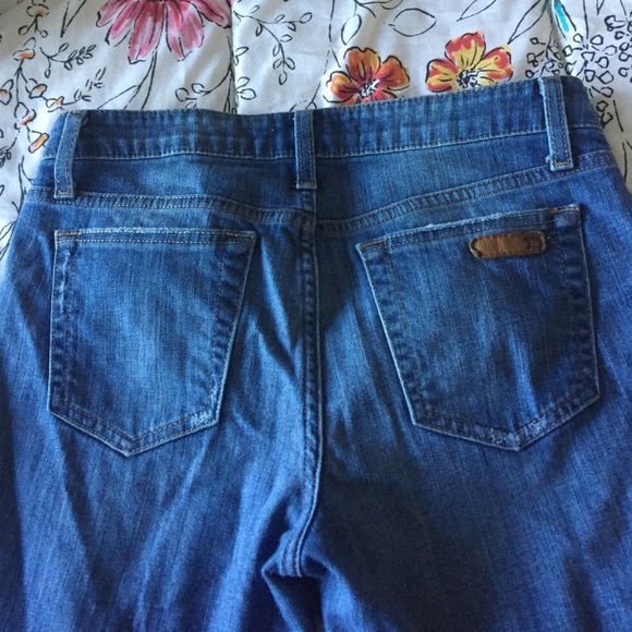 Joe’s Jeans Frida Distressed Jeans - Picture 6 of 7